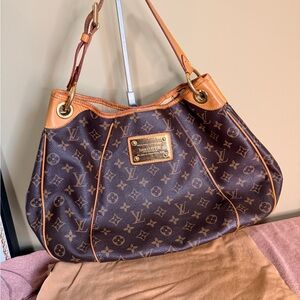 Louis Vuitton Galleria PM Monogram Shoulder Bag